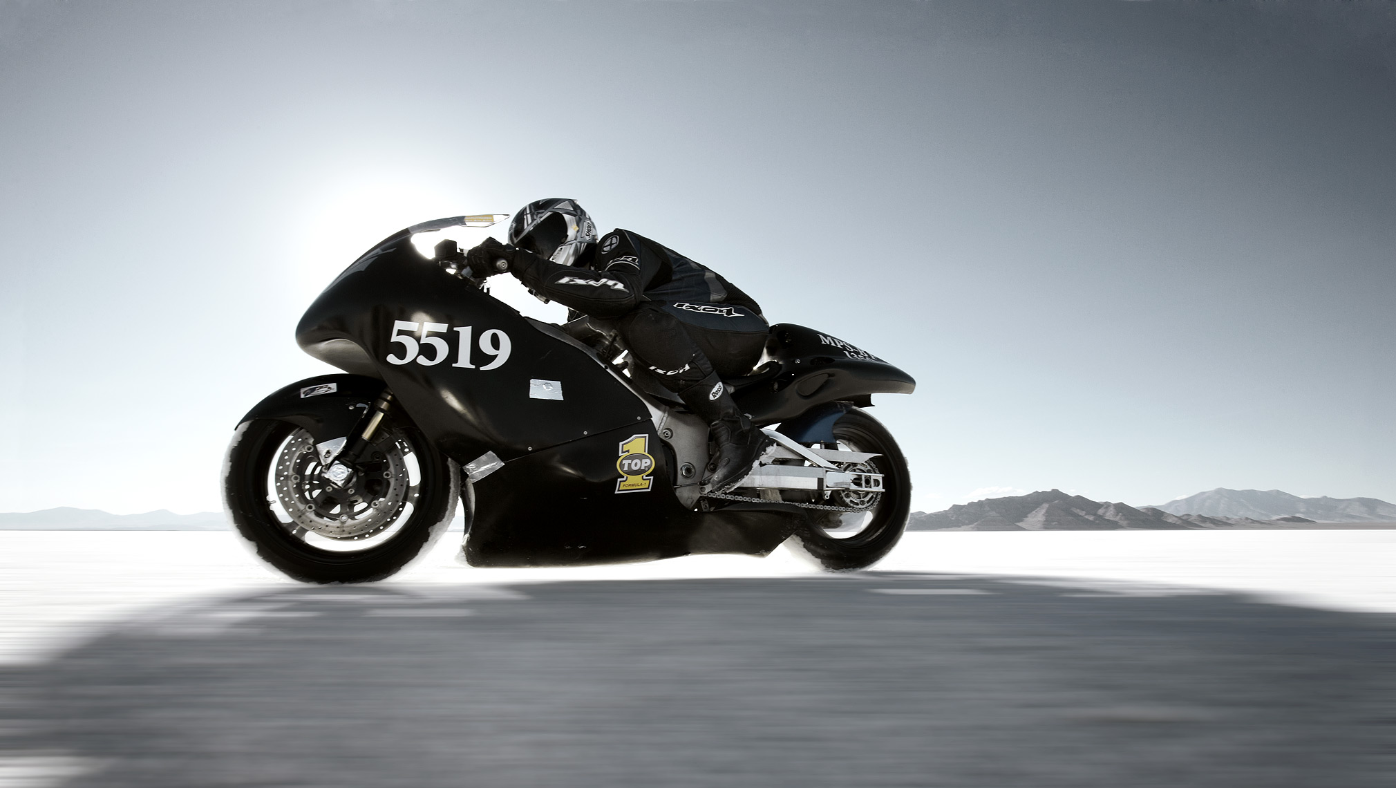 KC Armstrong_Bonneville Salt Flats_Speed Racing_Speed Week_Richard Assen